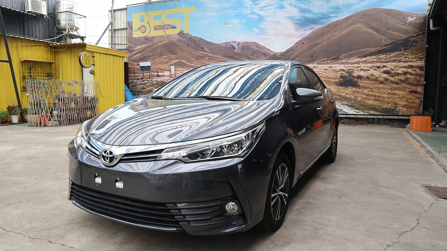 Toyota 豐田 ／ Altis ／ 2018年 ／ 2018年 Toyota Altis 灰色 豐田中古車 ／ 九州欣旺汽車 (台南)