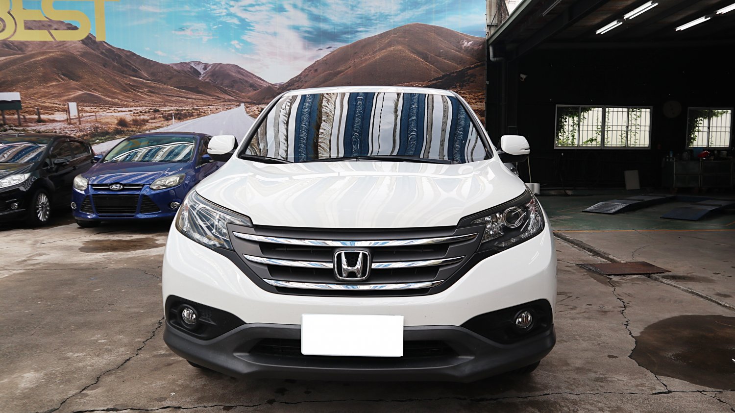 Honda 本田 ／ CR-V ／ 2015年 ／ 2015年Honda CRV 白色 本田中古車 ／ MG車庫(台南)