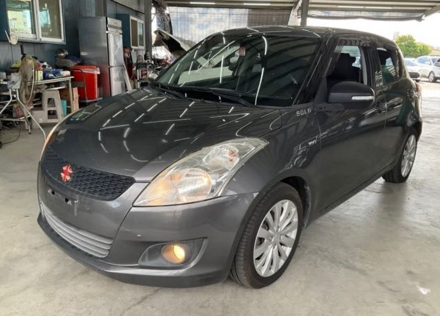 Suzuki 鈴木/Swift/201102/1372c.c/九肇匯元汽車 (台南)