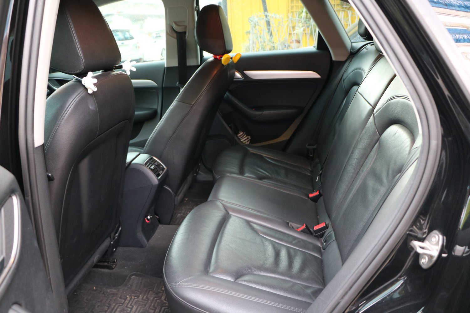 Audi 奧迪 ／ Q3 ／ 2016年 ／ 2016 年 Audi Q3 黑色 奧迪中古車 ／ MG車庫(台南)