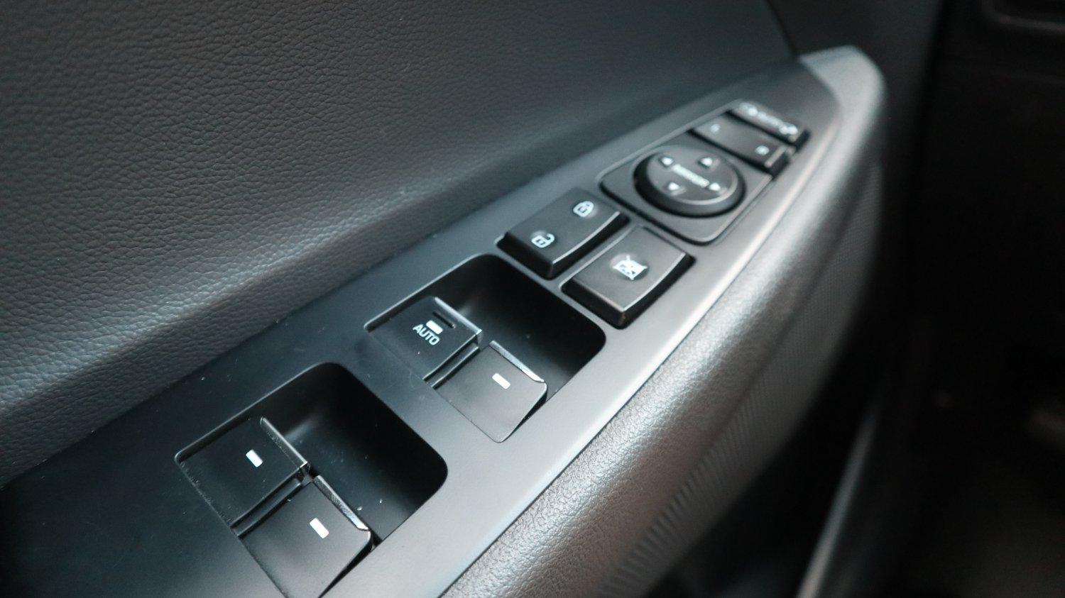 Hyundai 現代 ／ Tucson ／ 2019年 ／ 2019年Hyundai Tucson 灰色 現代休旅車 ／ 成交區