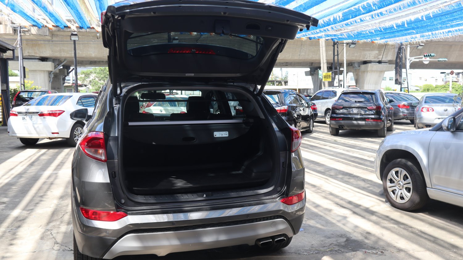 Hyundai 現代 ／ Tucson ／ 2019年 ／ 2019年Hyundai Tucson 灰色 現代休旅車 ／ 成交區