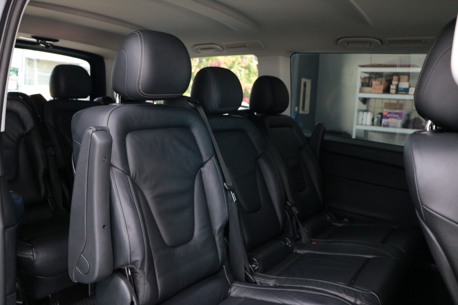 Benz 賓士 ／ V-Class ／ 2016年 ／ 2016年Benz V250D深灰色 賓士中古車 ／ 九肇匯元汽車 (台南)
