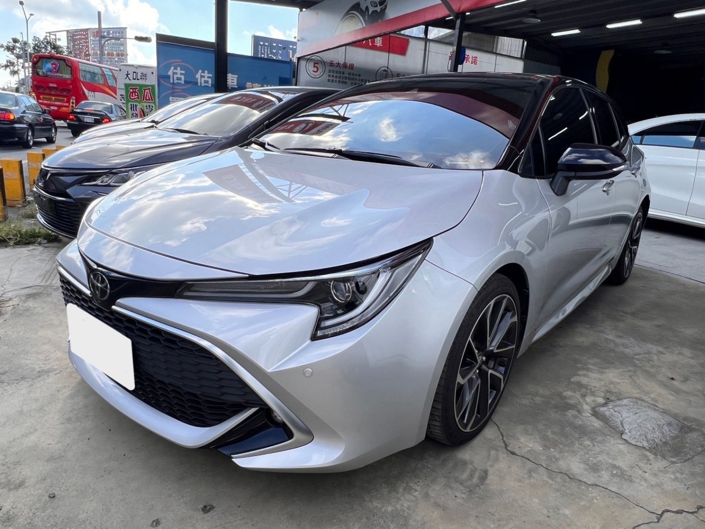 Toyota 豐田/Auris/202004/1987c.c/高拍