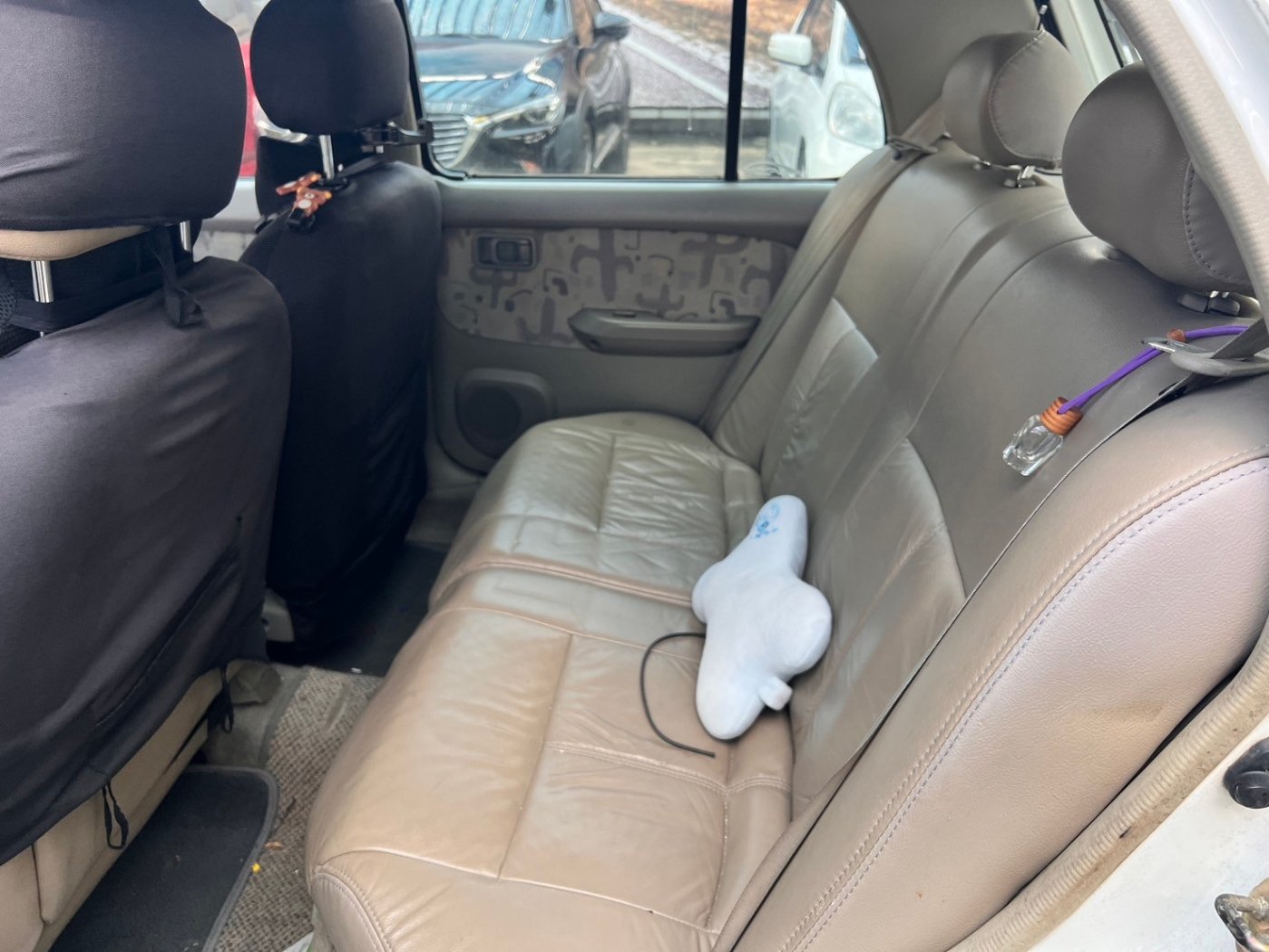 Nissan 日產 ／ March ／ 2001年 ／ 2001年Nissan March 白色 日產中古車 ／ 高拍