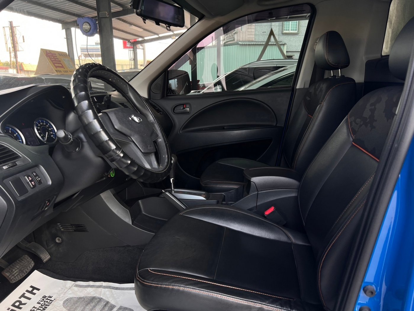 Mitsubishi 三菱 ／ Zinger ／ 2022年 ／ 2022年Mitsubishi Zinger  藍色 三菱中古車 ／ 九肇匯元汽車 (台南)