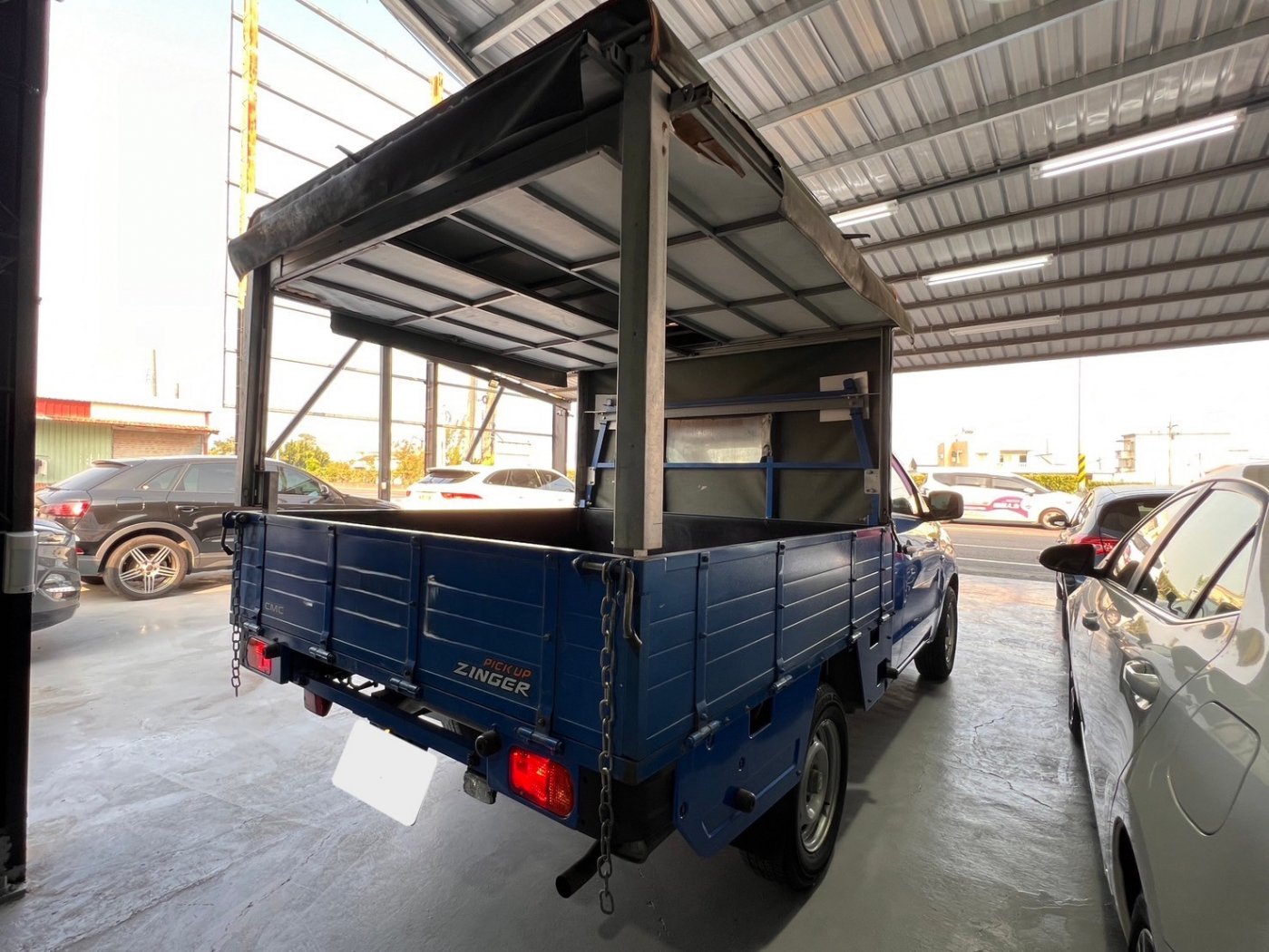 Mitsubishi 三菱 ／ Zinger ／ 2022年 ／ 2022年Mitsubishi Zinger  藍色 三菱中古車 ／ 九肇匯元汽車 (台南)
