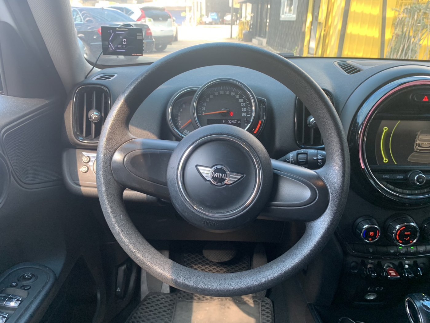 Mini 迷你 ／ Cooper ／ 2017年 ／ 2017年Mini Cooper  白黑色 迷你中古車 ／ MG車庫(台南)