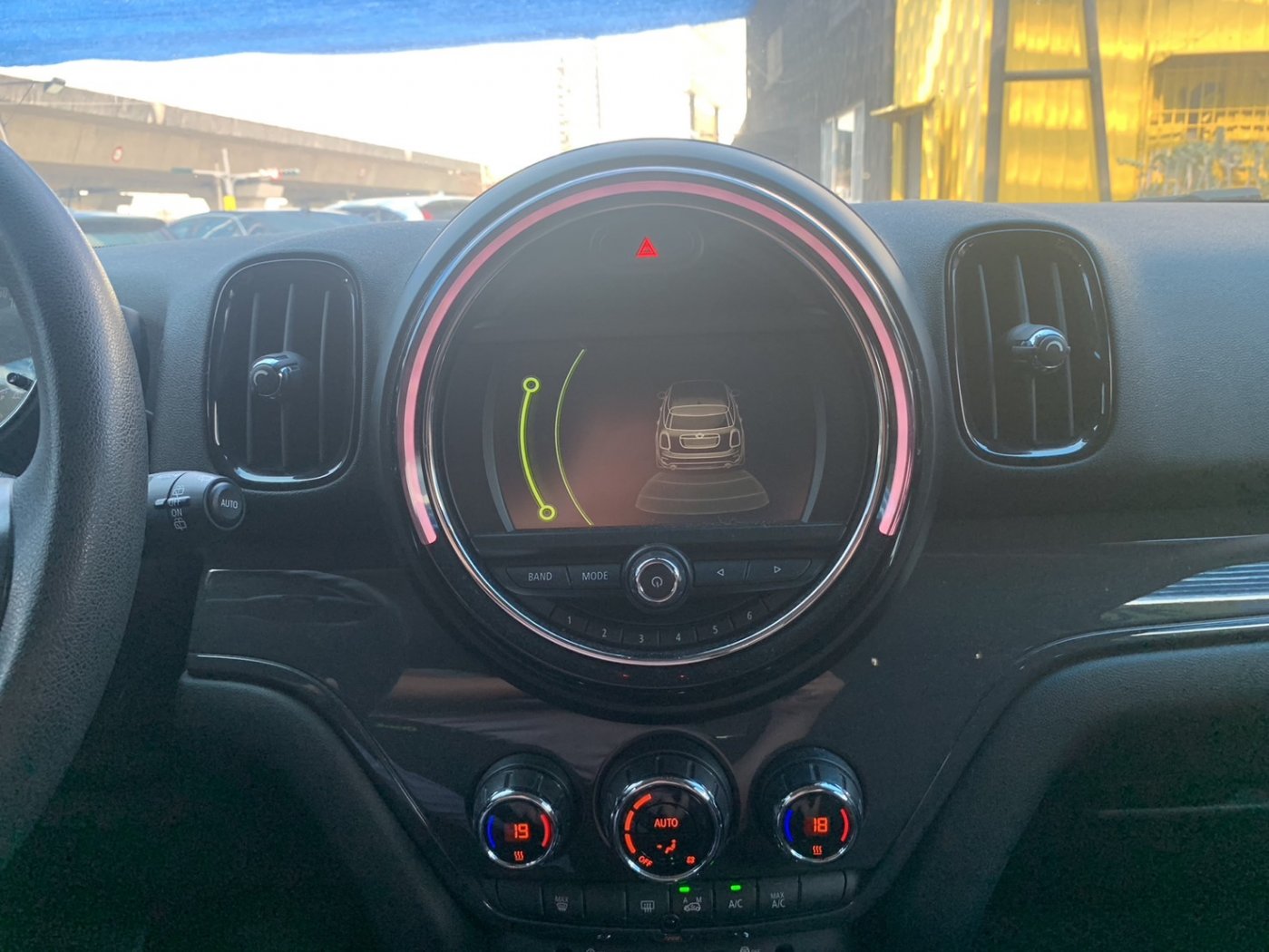 Mini 迷你 ／ Cooper ／ 2017年 ／ 2017年Mini Cooper  白黑色 迷你中古車 ／ MG車庫(台南)