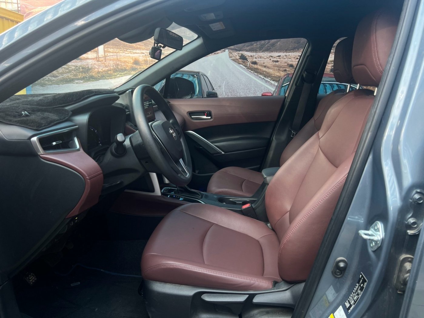 Toyota 豐田 ／ Corolla ／ 2022年 ／ 2022年 Toyota Corolla  Cross  淺藍色 豐田中古車 ／ MG車庫(台南)