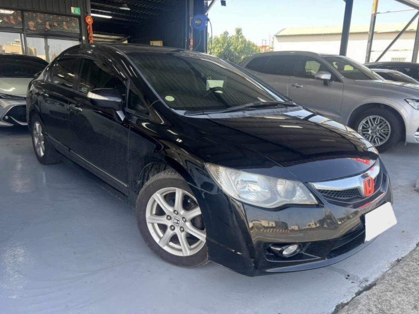 Honda 本田 ／ Civic 喜美 ／ 2011年 ／ 2011年 Honda Civic 黑色 本田中古車 ／ MG車庫(台南)