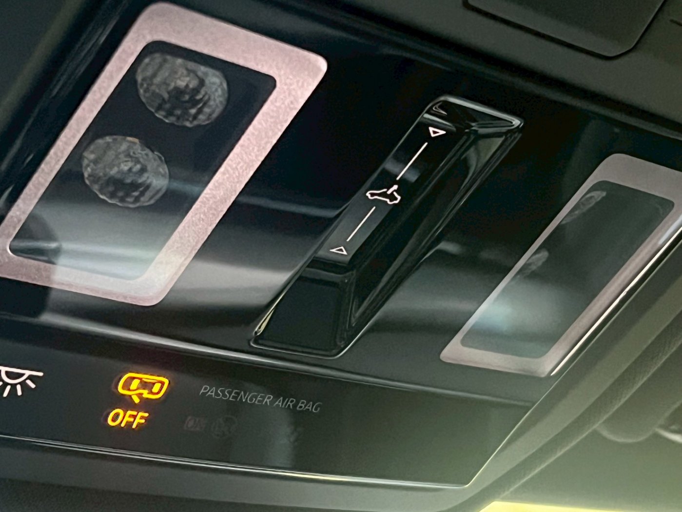 VW 福斯 ／ Golf ／ 2021年 ／ 2021年 VW Golf GTI 2.0  紅色 福斯中古車 ／ MG車庫(台南)