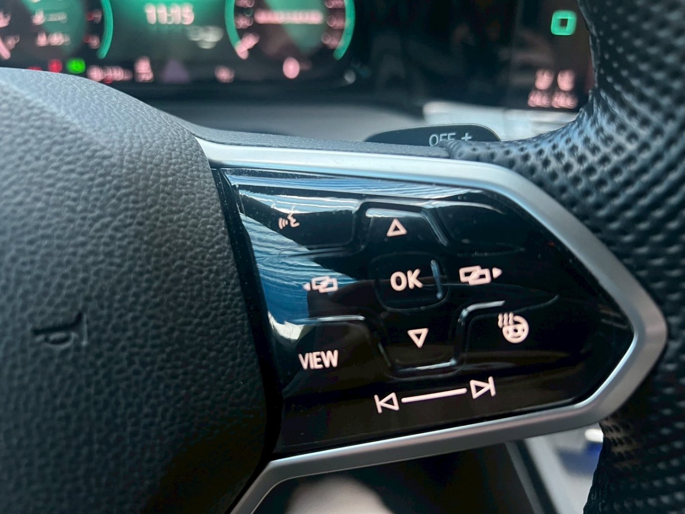 VW 福斯 ／ Golf ／ 2021年 ／ 2021年 VW Golf GTI 2.0  紅色 福斯中古車 ／ MG車庫(台南)