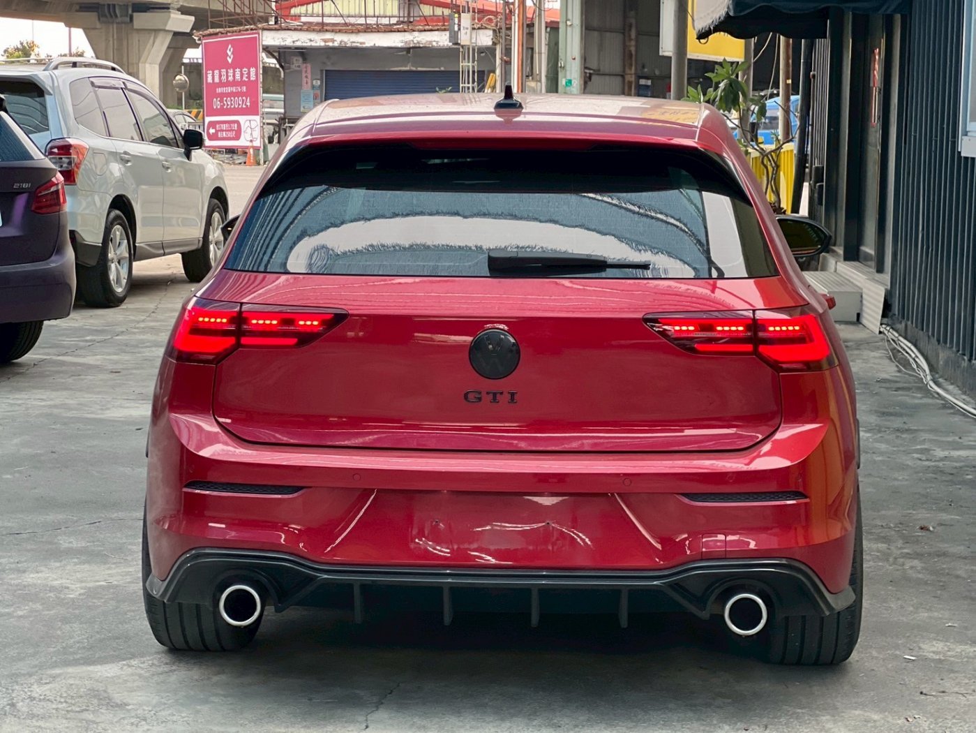 VW 福斯 ／ Golf ／ 2021年 ／ 2021年 VW Golf GTI 2.0  紅色 福斯中古車 ／ MG車庫(台南)