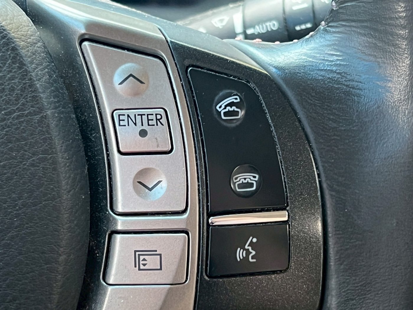 Lexus 凌志 ／ RX 系列 ／ 2015年 ／ 2015年Lexus RX350 銀色 凌志中古車 ／ 九肇匯元汽車 (台南)