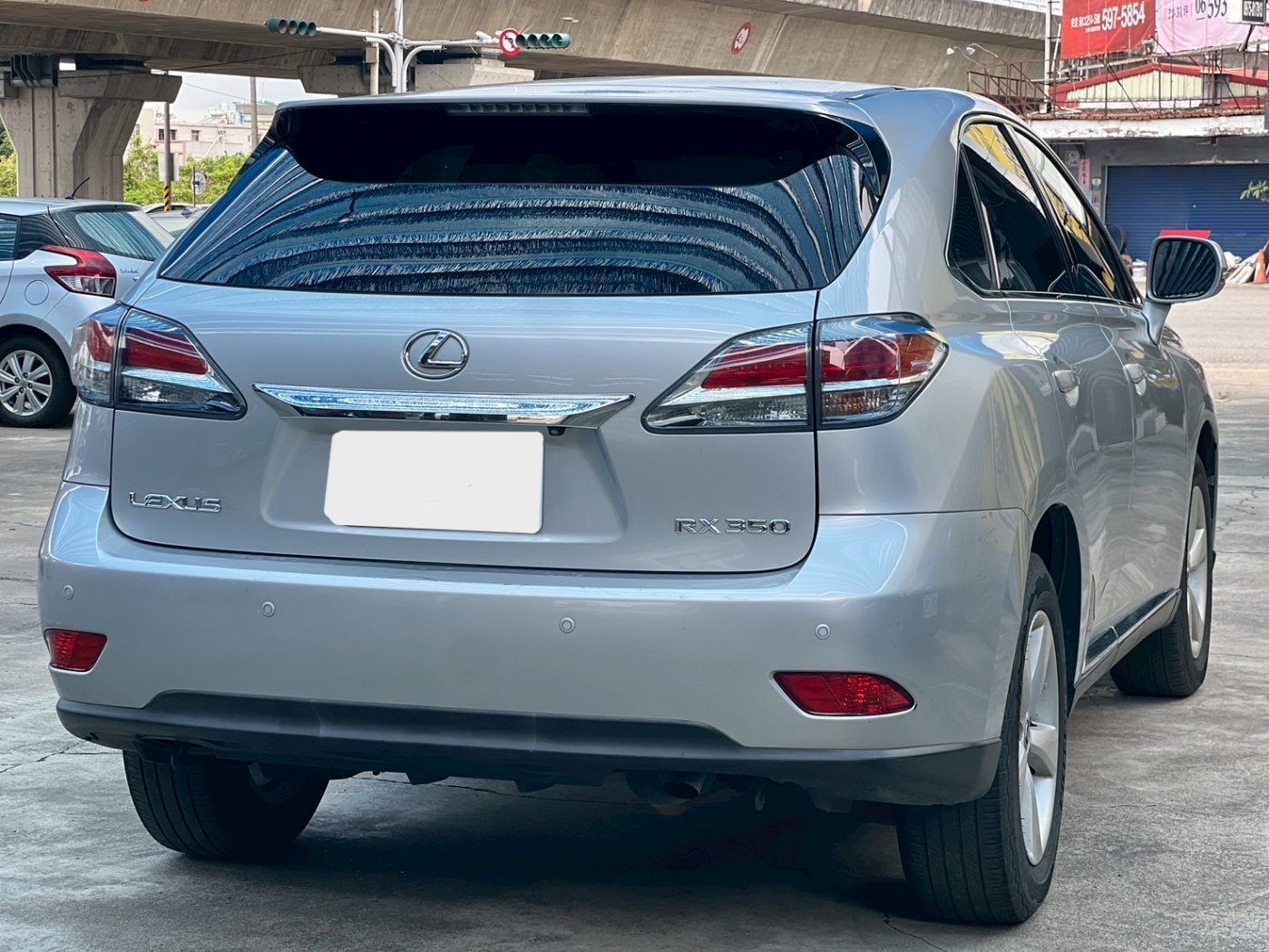 Lexus 凌志 ／ RX 系列 ／ 2015年 ／ 2015年Lexus RX350 銀色 凌志中古車 ／ 九肇匯元汽車 (台南)