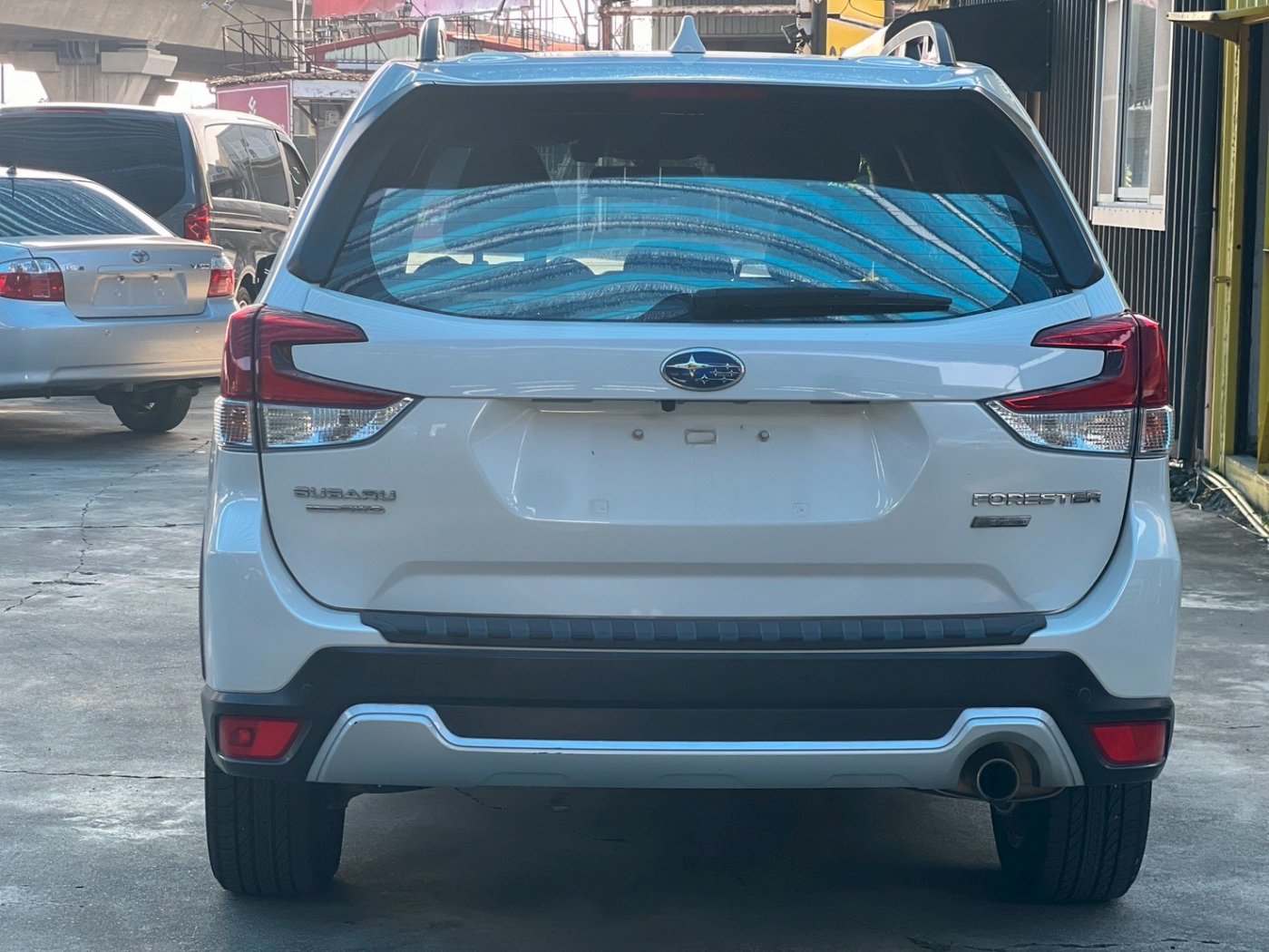 Subaru 速霸陸 ／ Forester ／ 2018年 ／ 2018年 Subaru Forester 白色 速霸陸中古休旅車 ／ 高拍