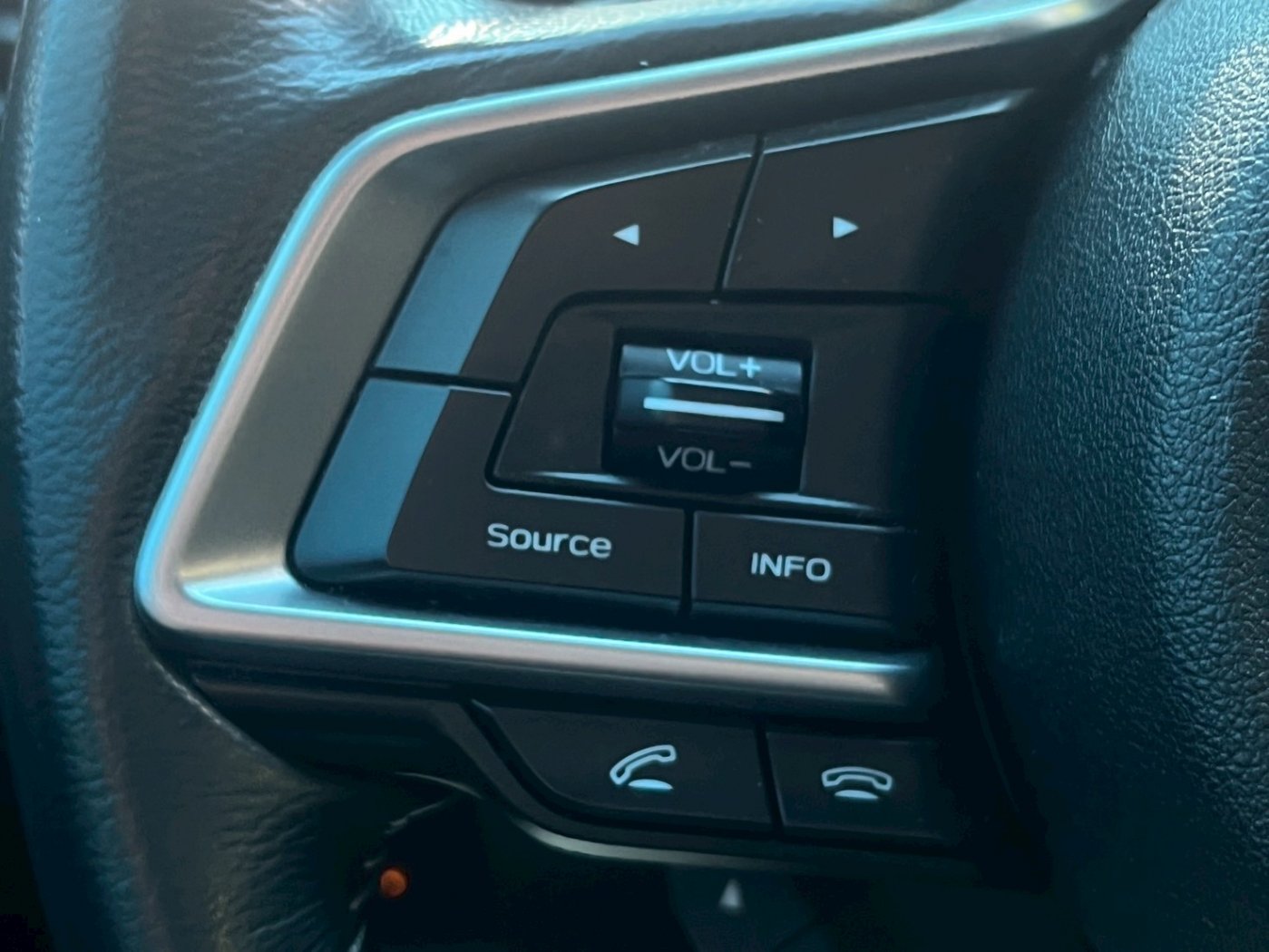 Subaru 速霸陸 ／ Forester ／ 2018年 ／ 2018年 Subaru Forester 白色 速霸陸中古休旅車 ／ 高拍