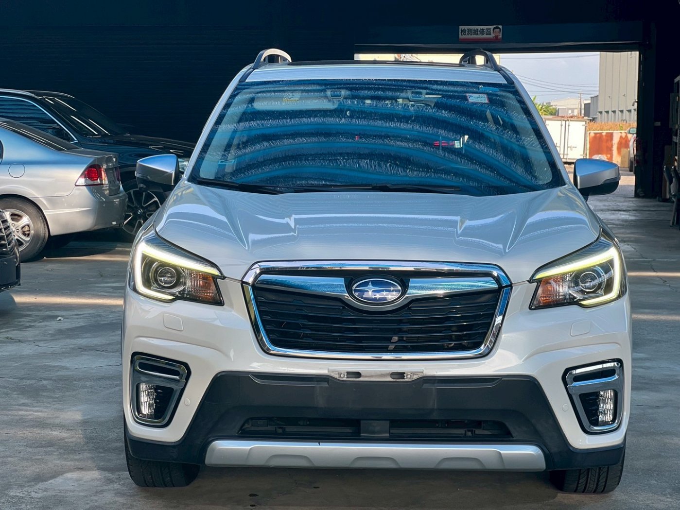 Subaru 速霸陸 ／ Forester ／ 2018年 ／ 2018年 Subaru Forester 白色 速霸陸中古休旅車 ／ 高拍