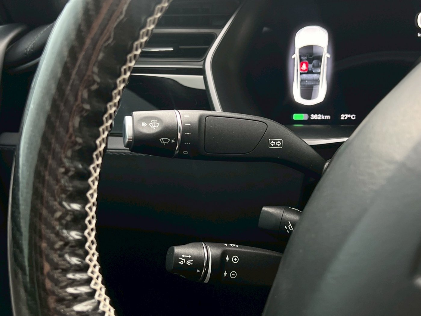 Tesla 特斯拉 ／ Model S ／ 2019年 ／ 2019年 Tesla Model S 白色 特斯拉中古車 ／ MG車庫(台南)