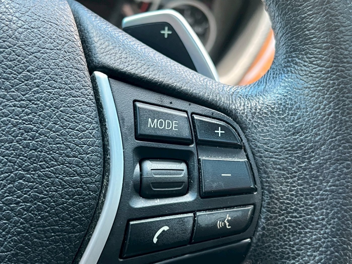 Bmw 寶馬 ／ 4-Series ／ 2015年 ／ 2015年BMW 428i  白色 寶馬中古車 ／ 九肇匯元汽車 (台南)